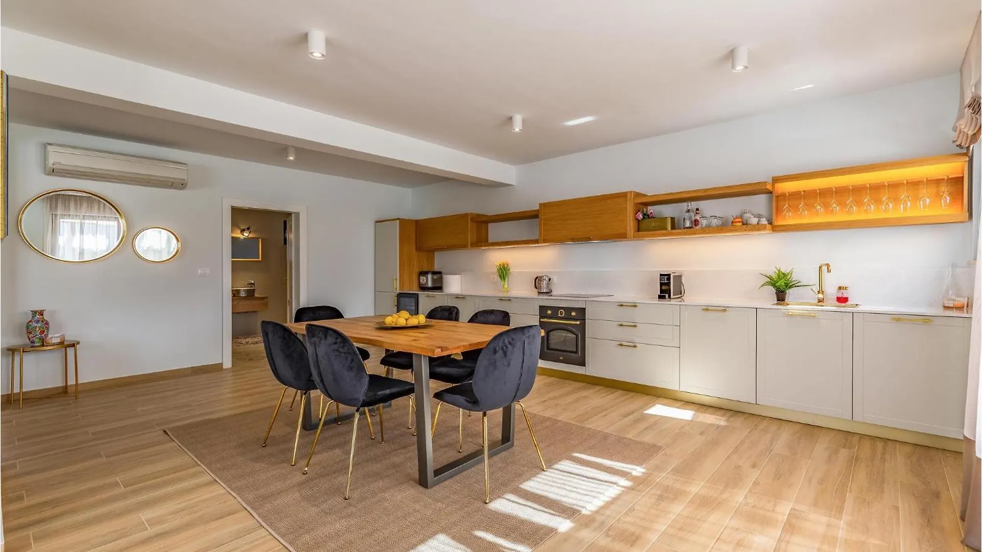 Nice Home In Susnjevica With Sauna Prázdninový dům