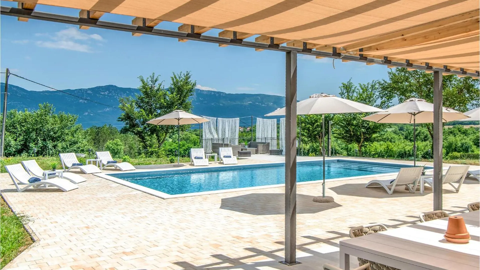 Nice Home In Susnjevica With Sauna